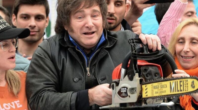 javier milei prendio la motosierra antes de asumir 1703816