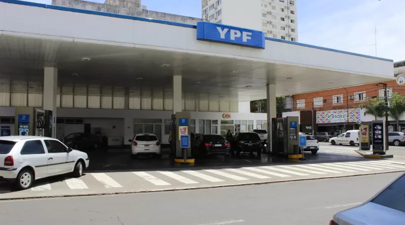 sexto aumento del combustible