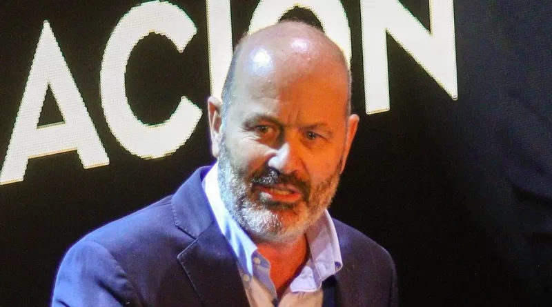 233b83cd 683e 4efb ada5 d4d94e59014b 16 9 discover aspect ratio default 0