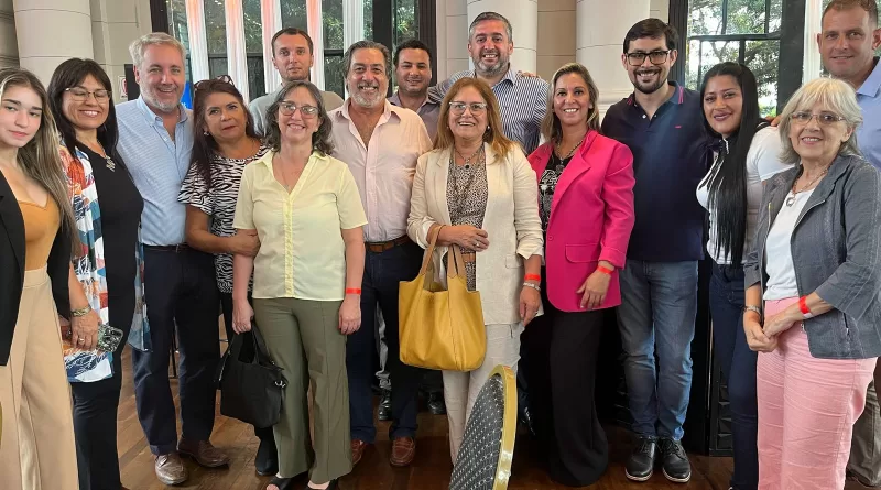 dirigentes del pro misiones participaron del debate sobre políticas liberales