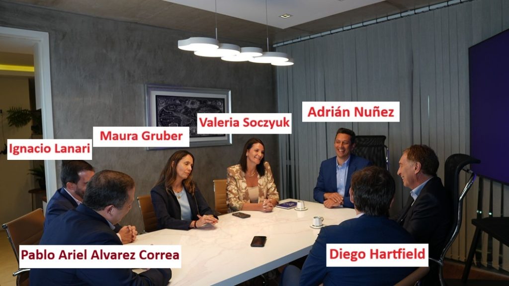 adrian nuñez33